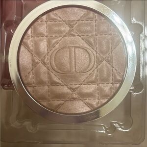 Dior Forever Glow Luminizer